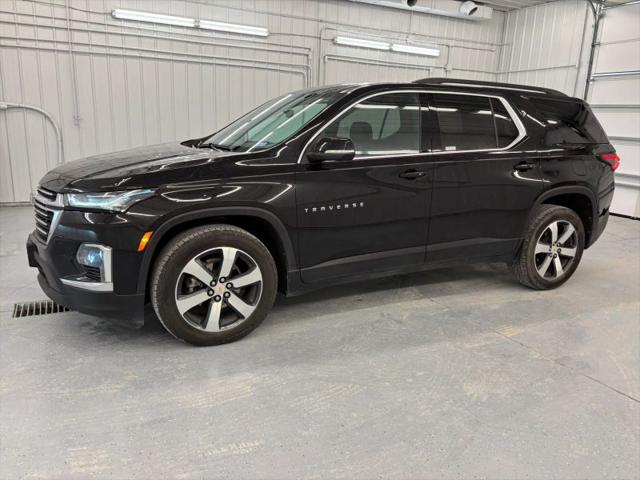 2023 Chevrolet Traverse AWD LT Leather