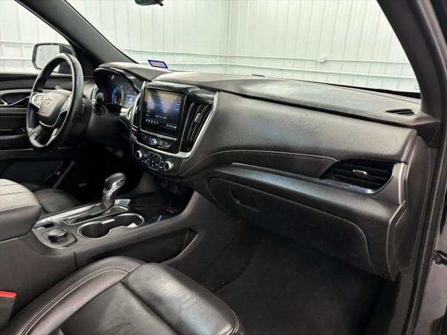 2023 Chevrolet Traverse AWD LT Leather