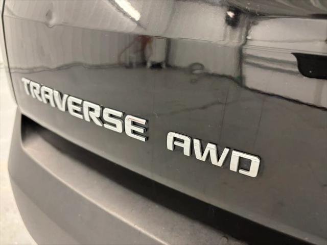2023 Chevrolet Traverse AWD LT Leather
