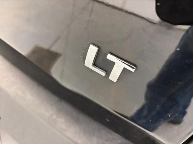 2023 Chevrolet Traverse AWD LT Leather