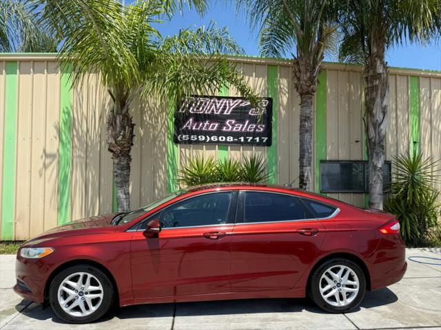 2014 Ford Fusion SE for sale in Farmersville, CA