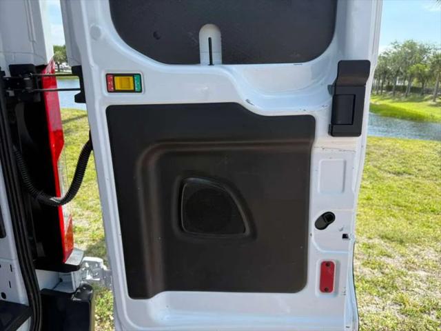 2019 Ford Transit Medium Roof w/Sliding Side Door w/LWB
