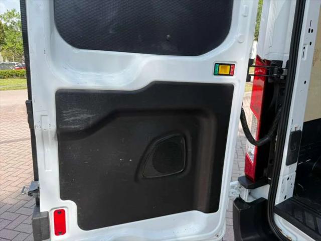 2019 Ford Transit Medium Roof w/Sliding Side Door w/LWB