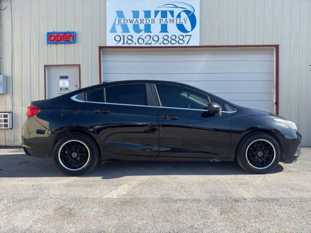 2017 Chevrolet Cruze LT Auto