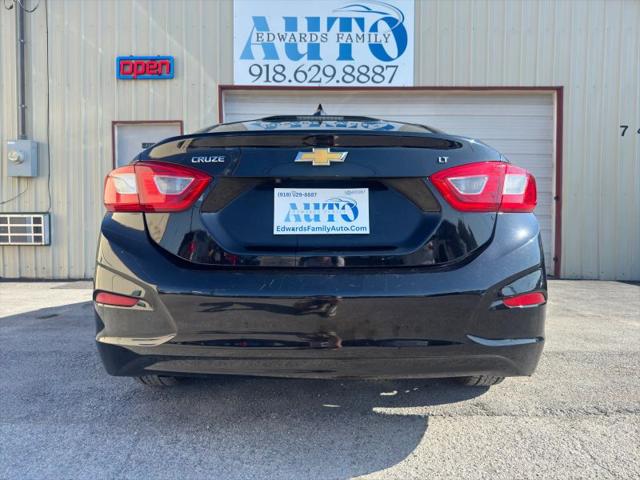 2017 Chevrolet Cruze LT Auto