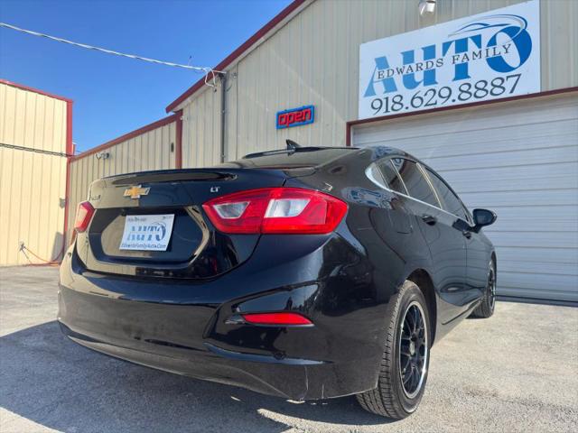 2017 Chevrolet Cruze LT Auto