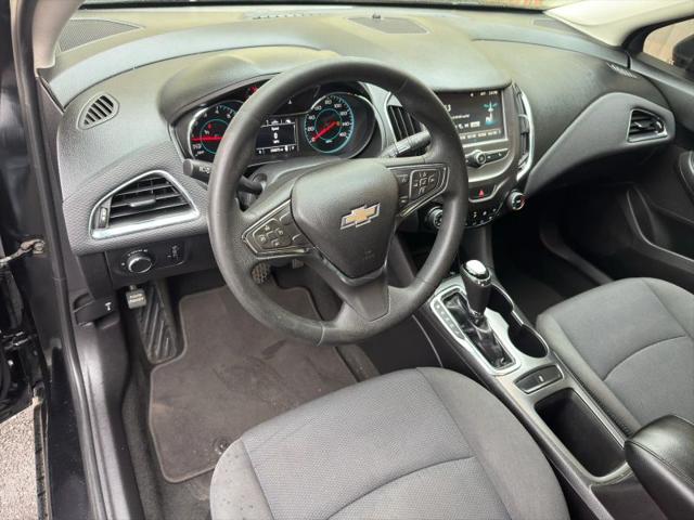 2017 Chevrolet Cruze LT Auto