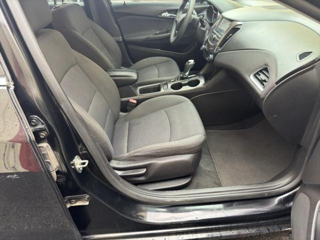 2017 Chevrolet Cruze LT Auto