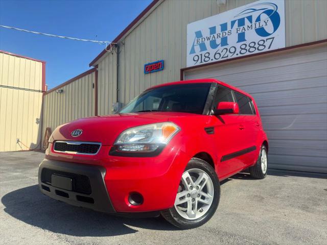 2011 Kia Soul +