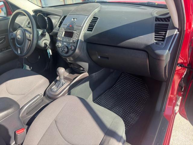 2011 Kia Soul +