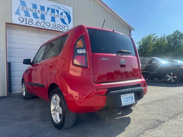 2011 Kia Soul +