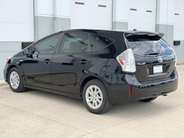 2012 Toyota Prius v Two