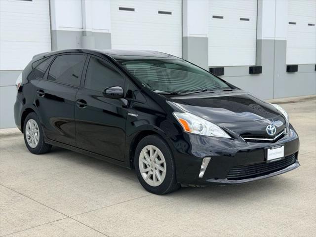 2012 Toyota Prius v Two