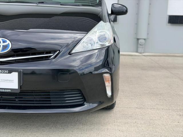 2012 Toyota Prius v Two