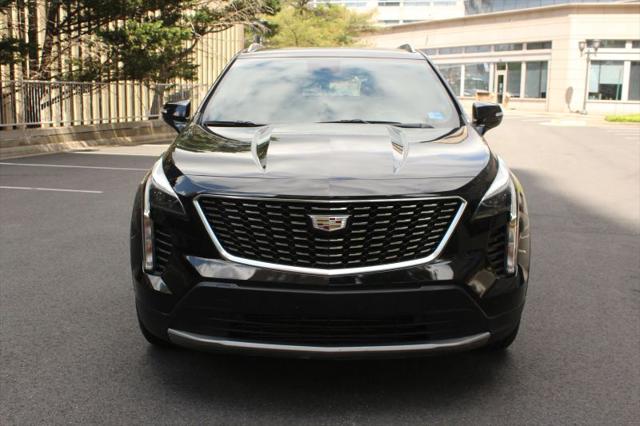 2023 Cadillac XT4 AWD Premium Luxury
