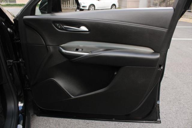 2023 Cadillac XT4 AWD Premium Luxury