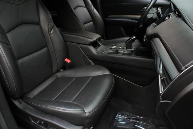 2023 Cadillac XT4 AWD Premium Luxury