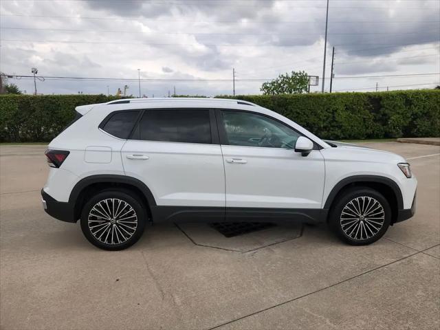2025 Volkswagen Taos 1.5T SE