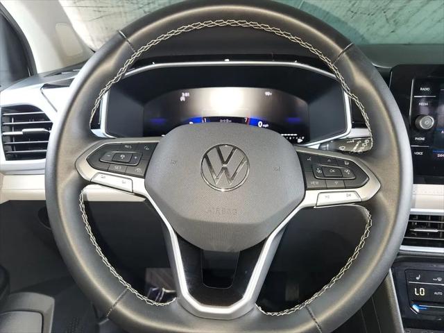 2025 Volkswagen Taos 1.5T SE