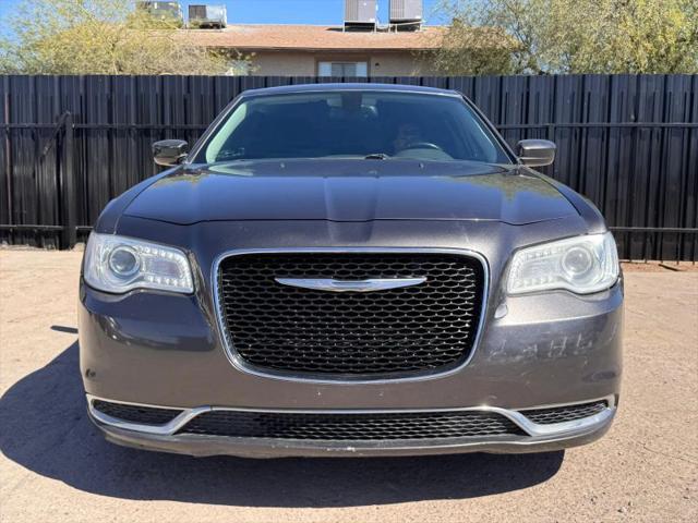 2016 Chrysler 300 Limited