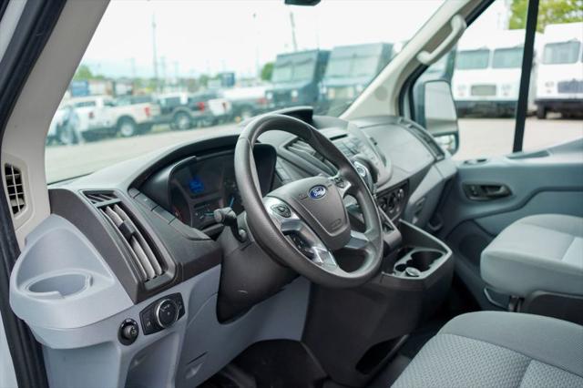 2018 Ford Transit Medium Roof w/Sliding Side Door w/RWB