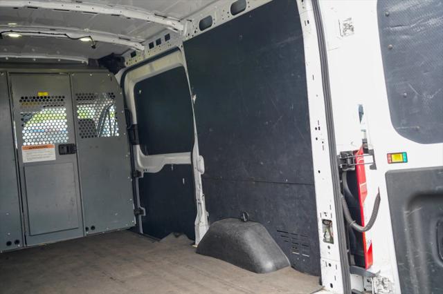 2018 Ford Transit Medium Roof w/Sliding Side Door w/RWB