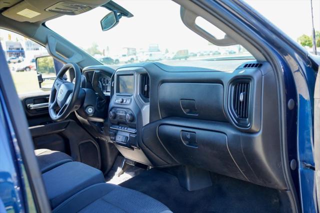 2020 Chevrolet Silverado 2500HD 4WD Crew Cab Standard Bed Custom