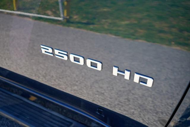 2020 Chevrolet Silverado 2500HD 4WD Crew Cab Standard Bed Custom