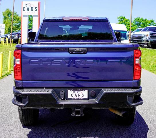 2020 Chevrolet Silverado 2500HD 4WD Crew Cab Standard Bed Custom
