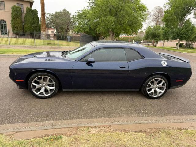 2016 Dodge Challenger SXT Plus