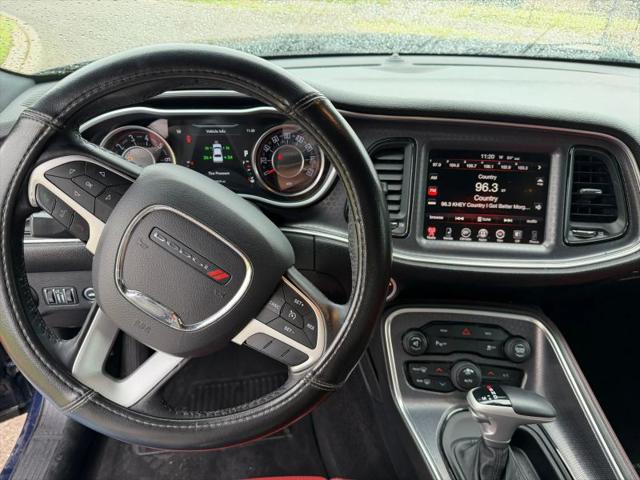 2016 Dodge Challenger SXT Plus