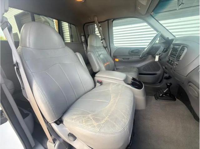 1999 Ford F-150 Base