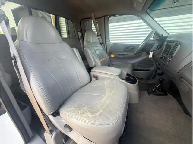 1999 Ford F-150 Base
