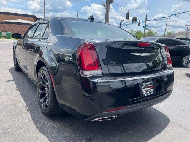 2019 Chrysler 300 Touring