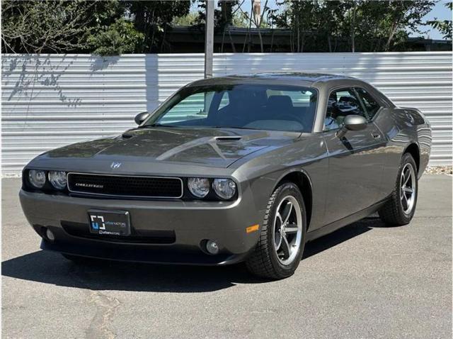 2010 Dodge Challenger SE