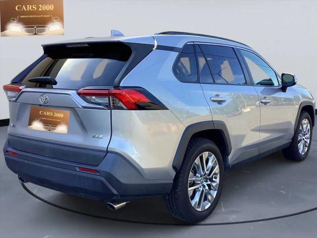 2019 Toyota RAV4 XLE Premium