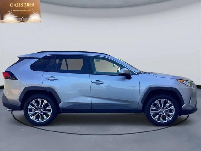2019 Toyota RAV4 XLE Premium