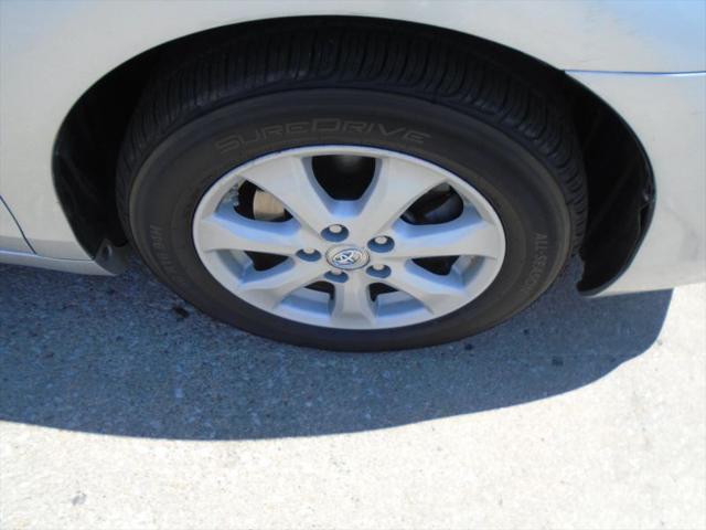 2010 Toyota Camry LE