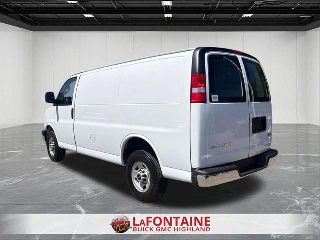 2024 GMC Savana Cargo RWD 2500 Regular Wheelbase Work Van