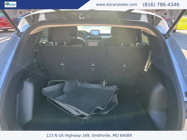 2020 Ford Escape SE