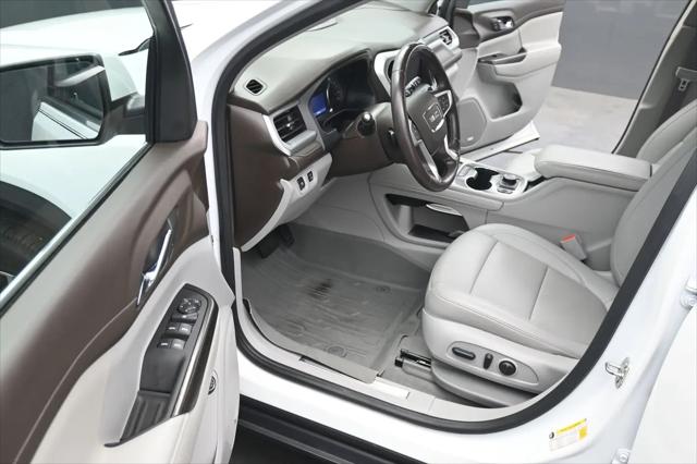 2022 GMC Acadia FWD SLT