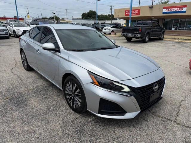 2023 Nissan Altima SV FWD for sale in Garland, TX