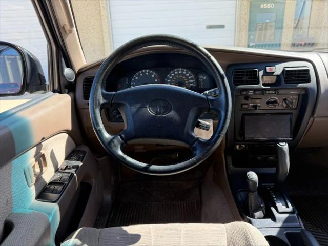 2000 Toyota 4Runner SR5