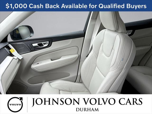 2026 Volvo XC60 B5 Ultra
