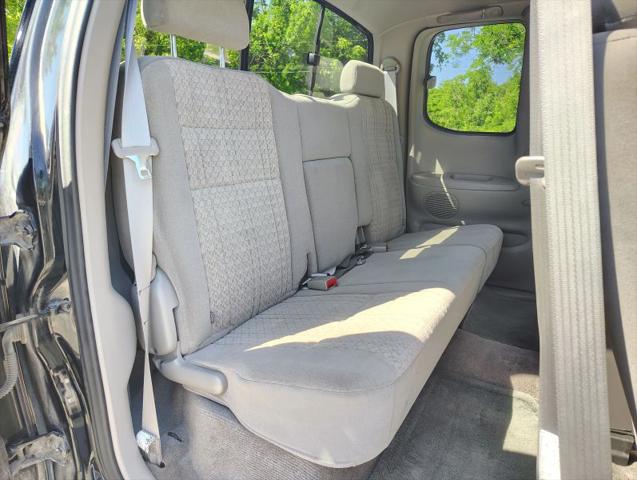 2004 Toyota Tundra SR5