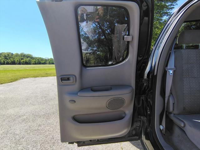 2004 Toyota Tundra SR5