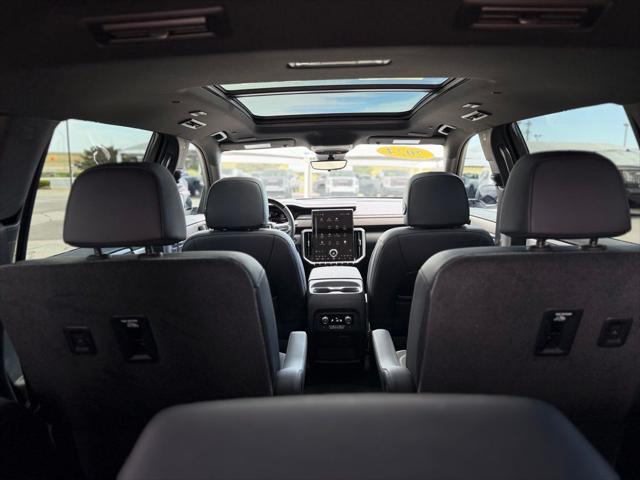 2024 GMC Acadia FWD Denali