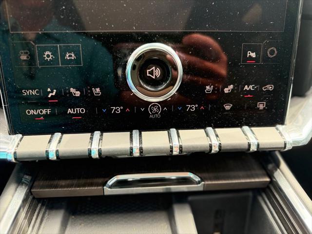 2024 GMC Acadia FWD Denali