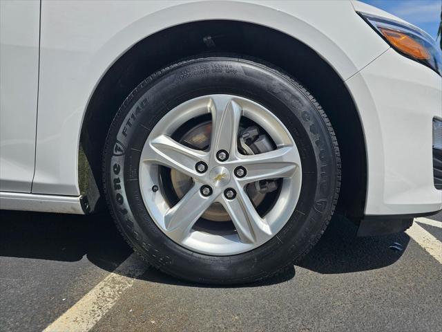 2022 Chevrolet Malibu FWD LS