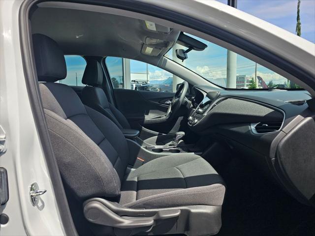 2022 Chevrolet Malibu FWD LS